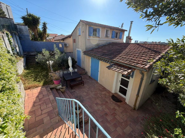 Offres de location Villa Marseille 13013