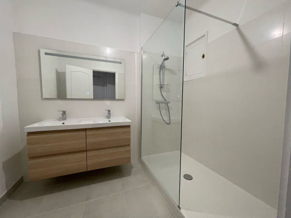 Offres de location Appartement Marseille 13008